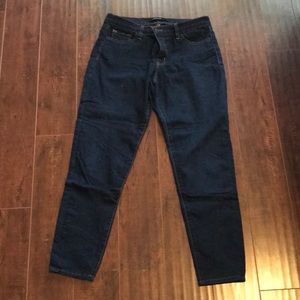 Indigo J. Brand Capri Jeans